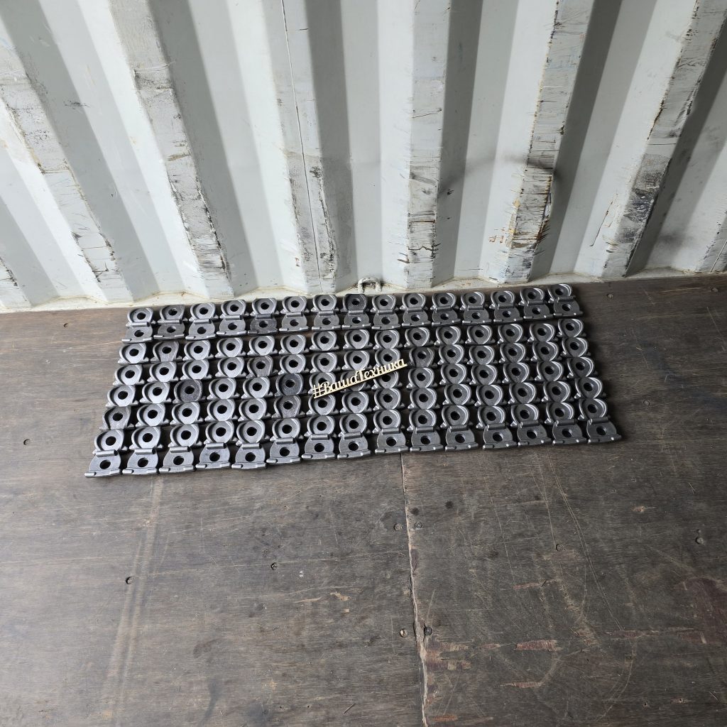 Прижим крепления колеса 771Б-3107044 ЧМЗАП